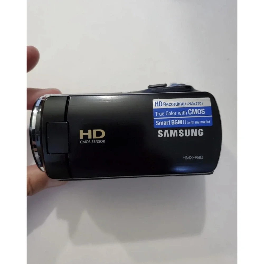 Samsung HMX-F80 720p HD Flash Media Camcorder W/Charger - Excellent Condition